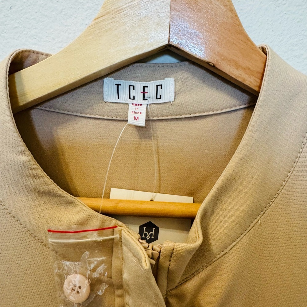 Beige Long Sleeve Belted Dress - Picture 4 of 4